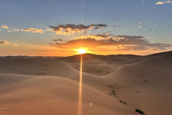 Jour 4 : Erg Chegaga – Lac Iriqui – Foum Zguid – Taznakht – Ouarzazate